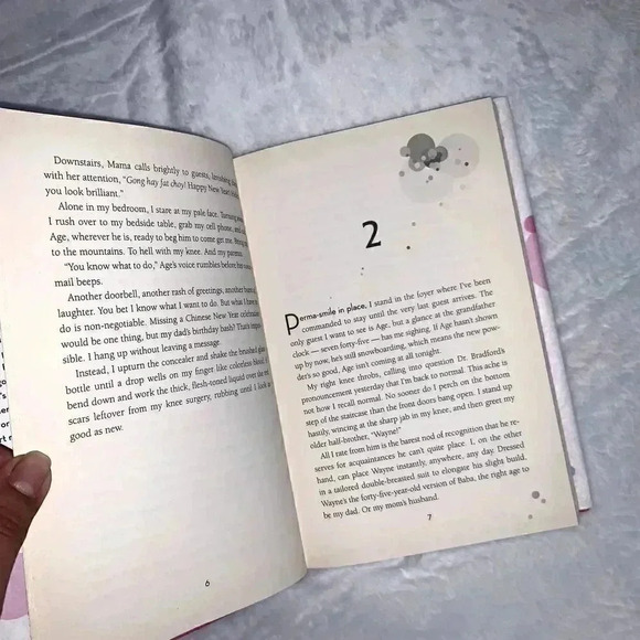 Girl Overboard Hardcover – January 1, 2008 by Justina Chen Headley (Author) - Picture 3 of 7